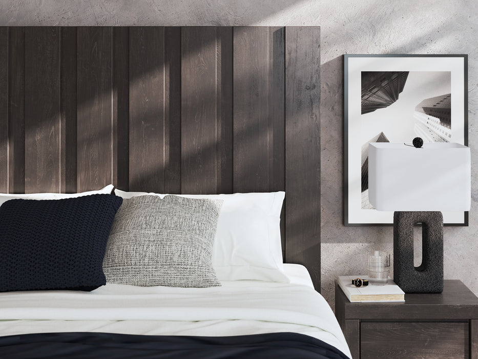 Fraluna King Panel Bed, Dresser and Mirror