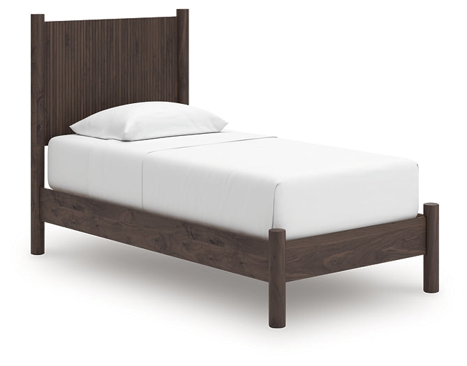Pamytta Twin Panel Platform Bed, Dresser, Mirror and Nightstand