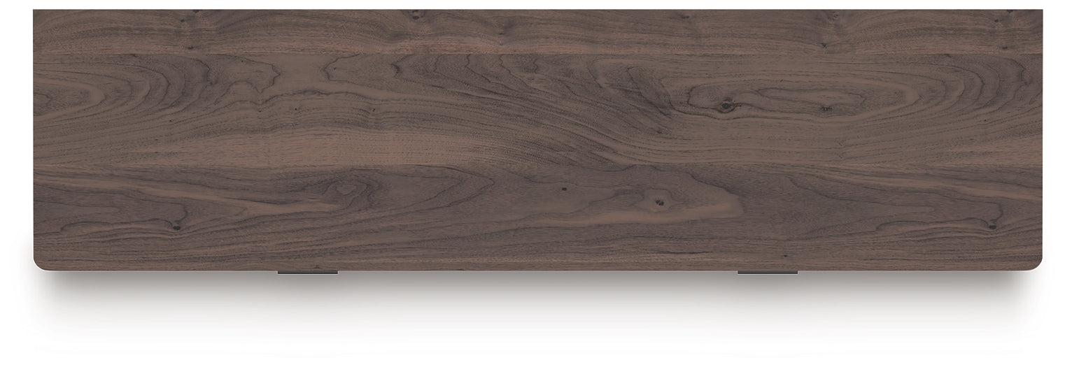 Pamytta King Panel Platform Bed, Dresser, Mirror and Nightstand