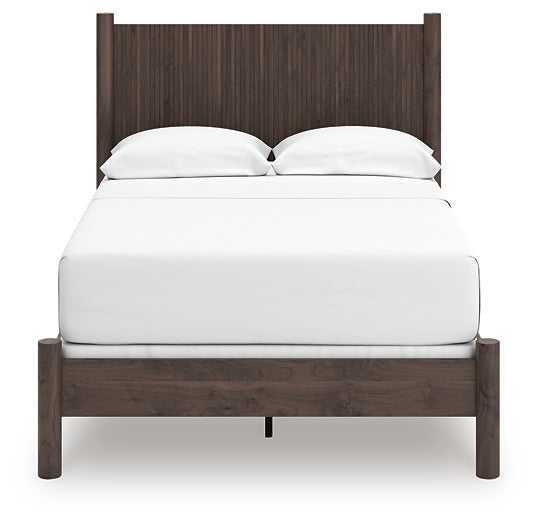 Pamytta Full Panel Bed, Dresser, Mirror and Nightstand