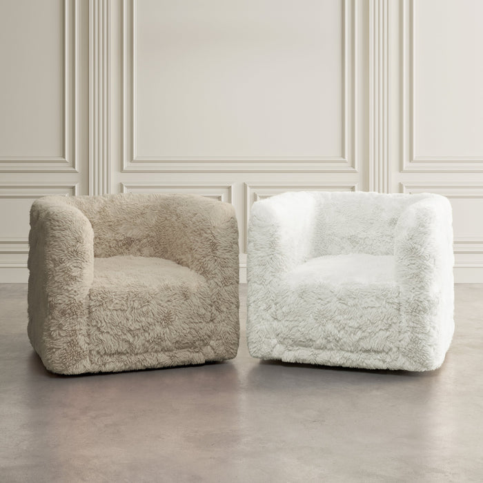 Huggy Swivel Chair