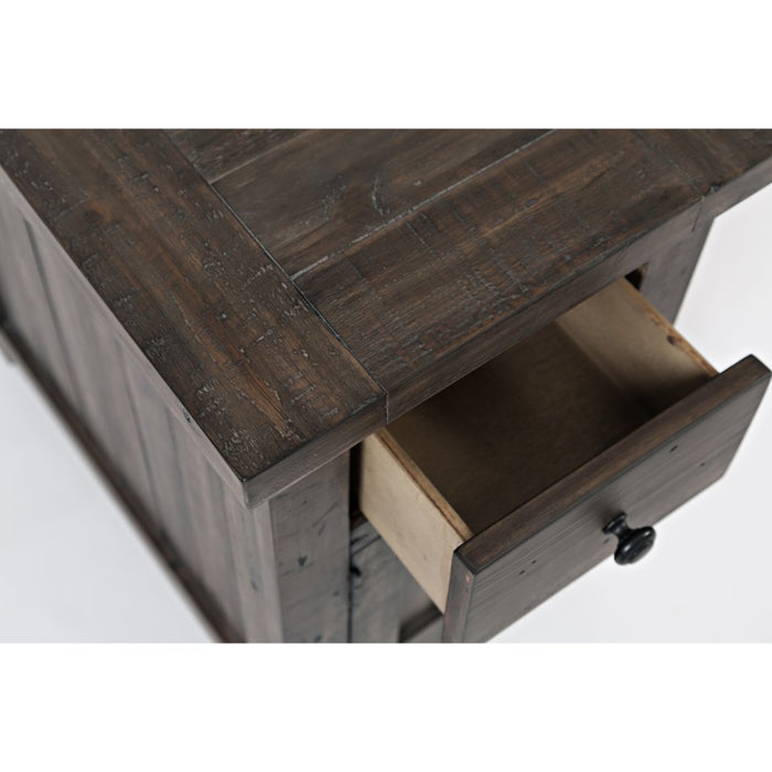 Madison County Chairside Table